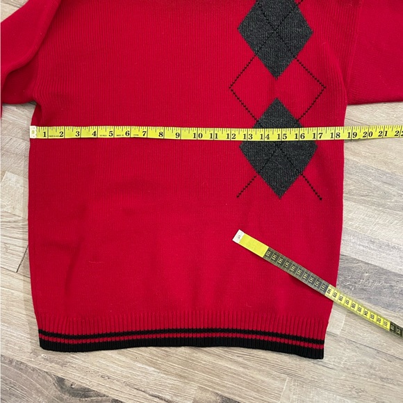 Vintage | Darian Red Knit Pull Over Sweater - Picture 8 of 11